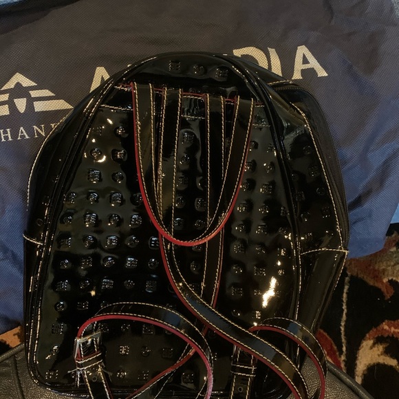 Purse - Picture 1 of 3